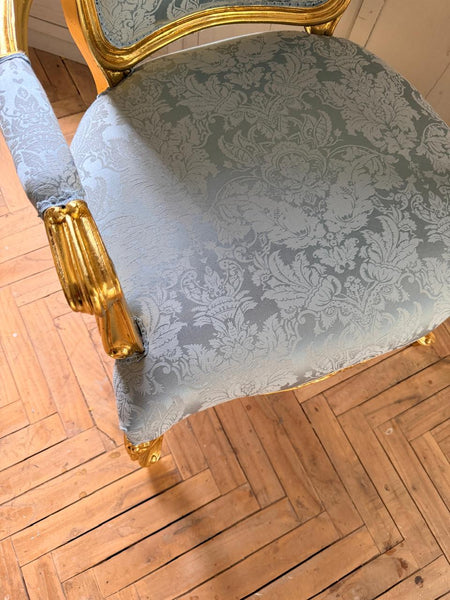 Classic Louis XV fauteuil in damask~