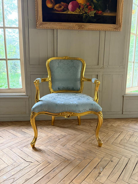 Classic Louis XV fauteuil in damask~