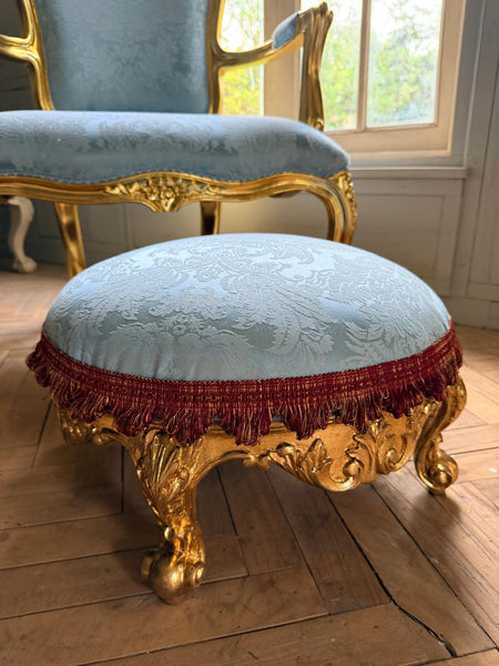 Surreal Louis XV tabouret/ footrest~