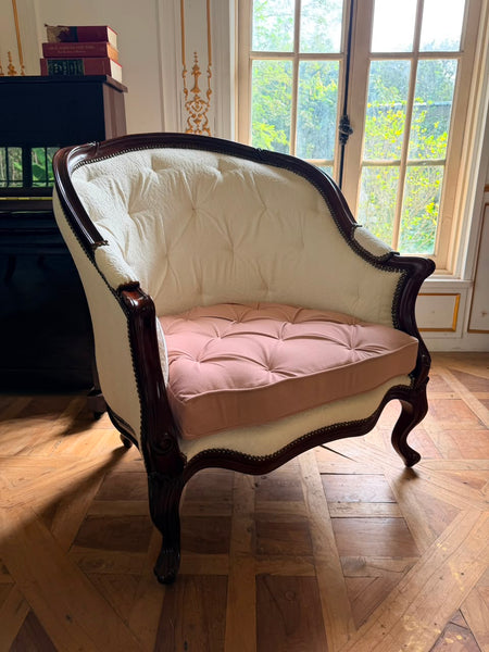 Louis XV Bergère with beautiful silhouette~