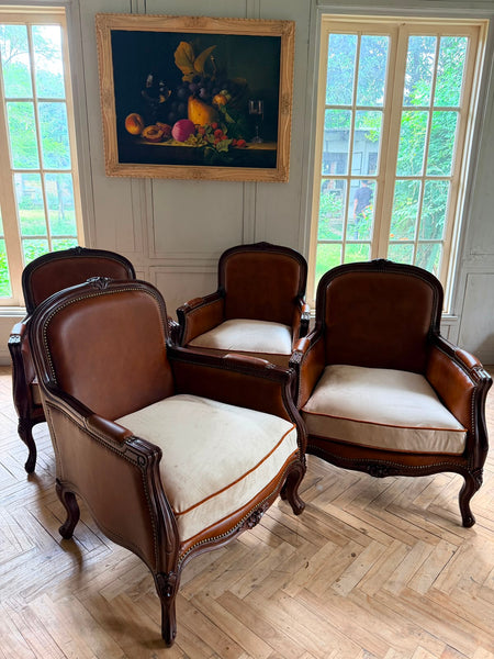 Louis XV Bergère in deep walnut~