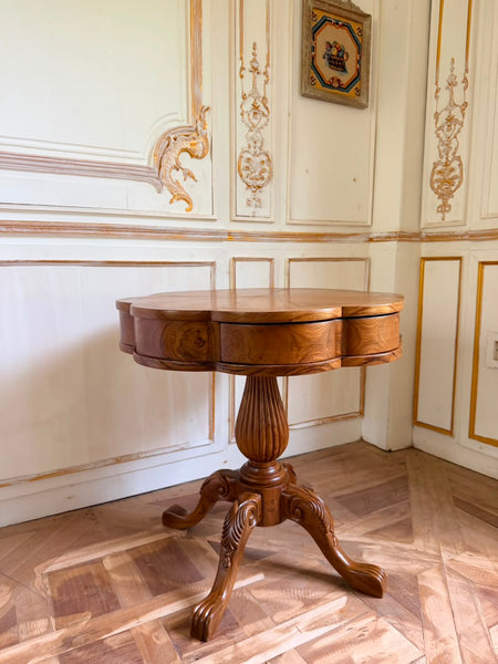 Scalloped petite table~