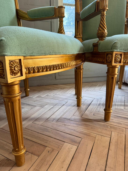 Louis XVI chair with intricate molding~