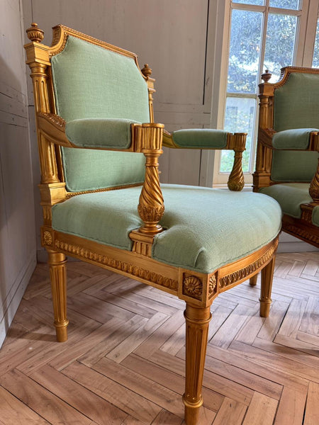 Louis XVI chair with intricate molding~