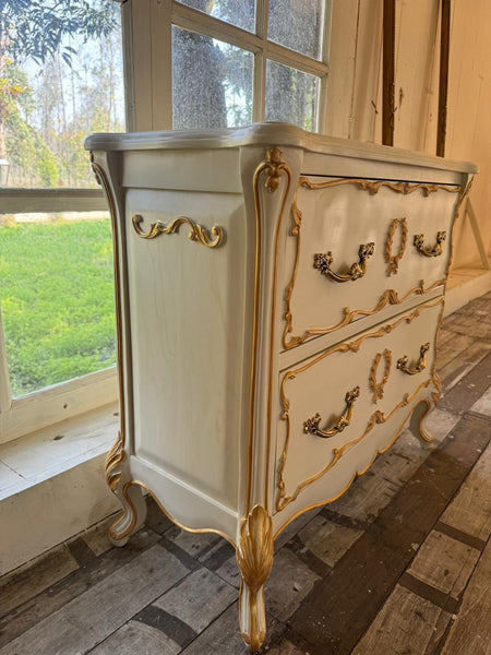 Petite Louis XV commode~