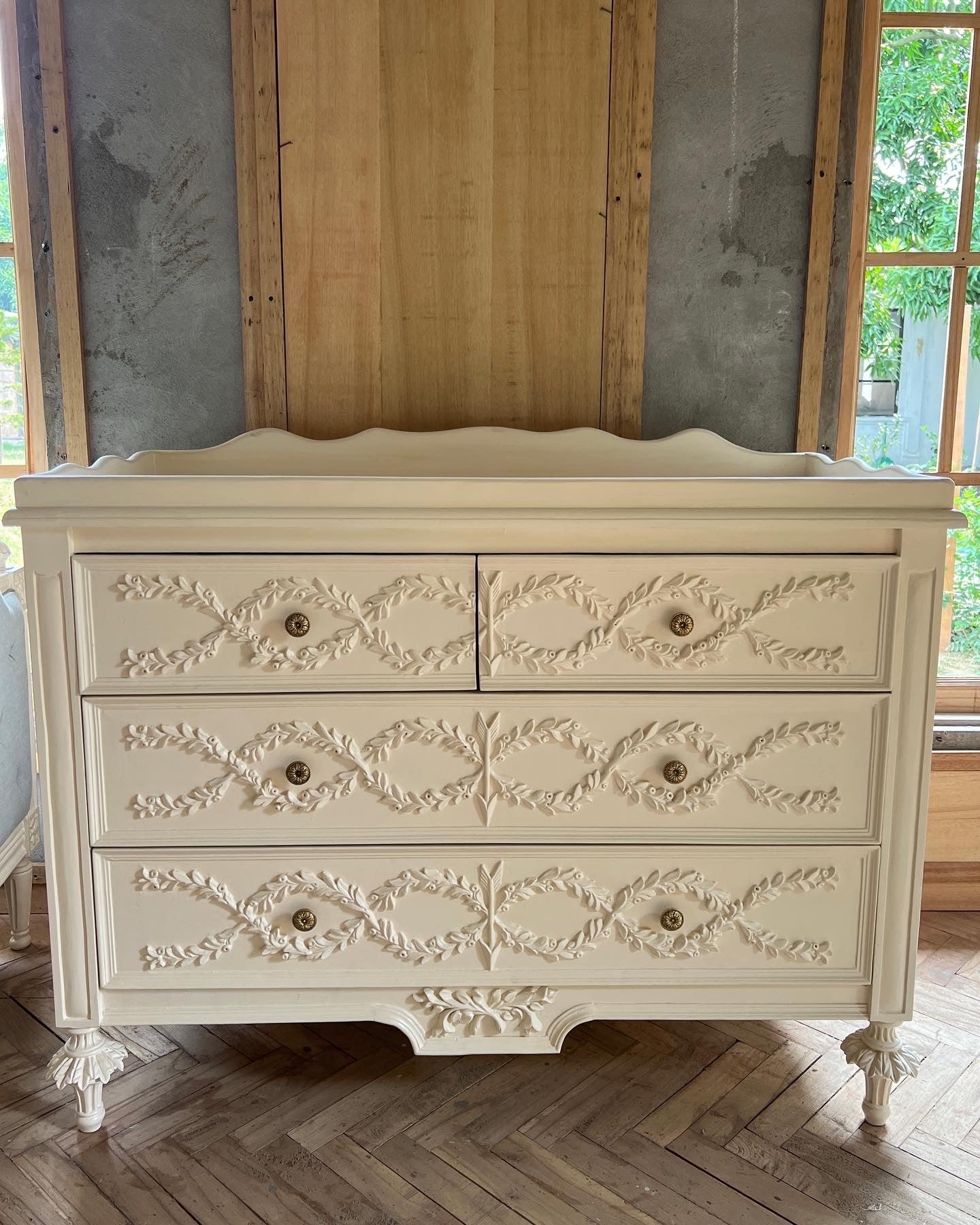 Louis XVI commode / changing table