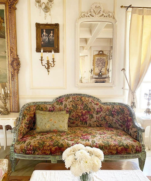 Sofa of simple Louis XVI silhouette