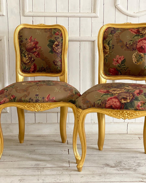 Chair iconised by Louis XV, small side chair without arms