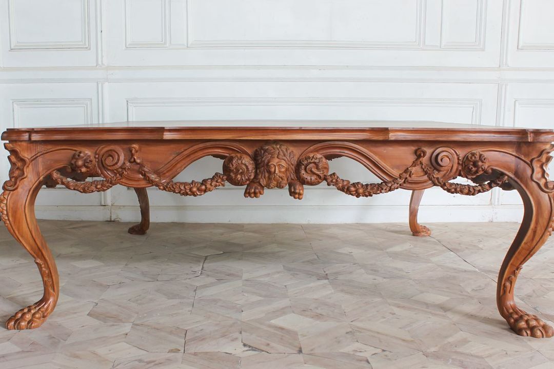 Centre table inspired by War Room