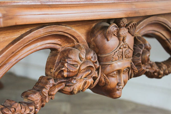 Centre table inspired by War Room