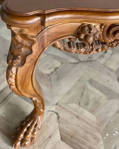 Centre table inspired by War Room