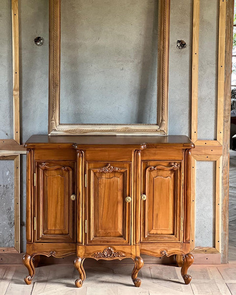 Mini-credenza cabinet in classic rococo