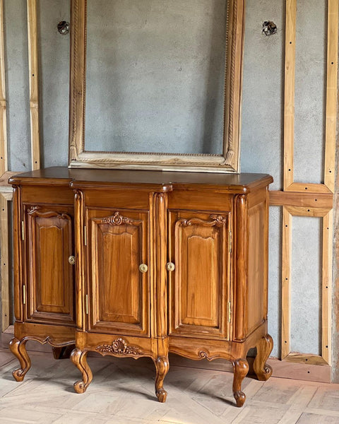 Mini-credenza cabinet in classic rococo
