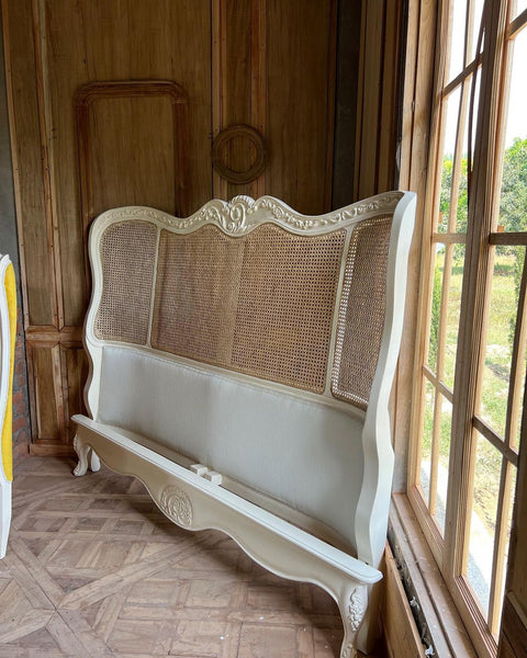 Louis XV bed with swirls