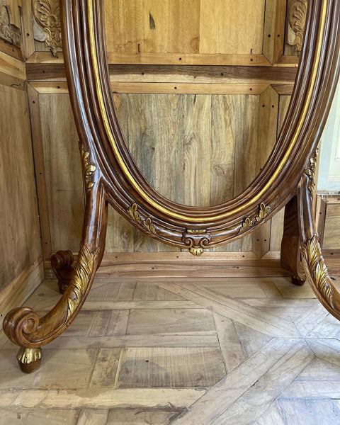 Tuscan-style cheval frame