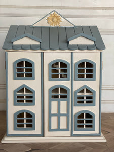 Townhouse dollhouse
