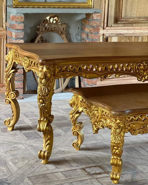 Baroque centre table with lion motifs