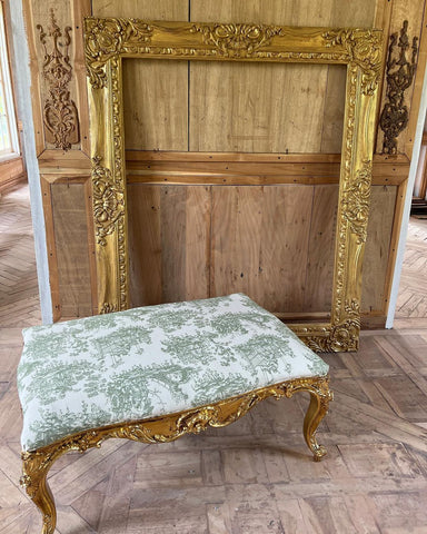 Louis XV bench in deep rococo