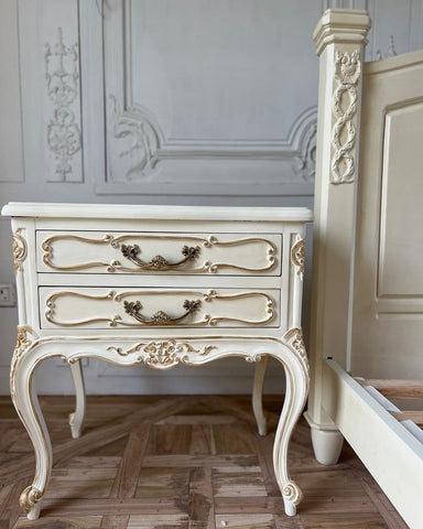 Louis XV side table with exuberant scrolls