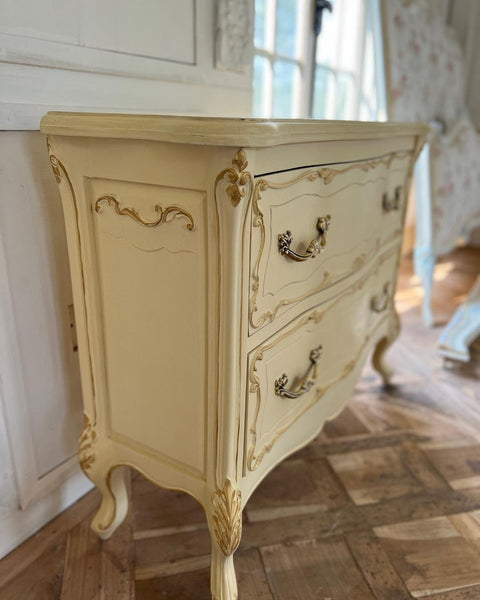Elegant commode in provencial style