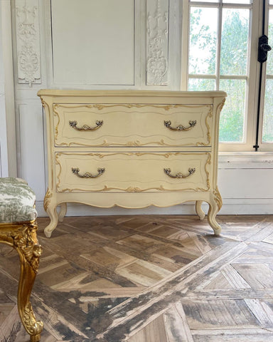 Elegant commode in provencial style