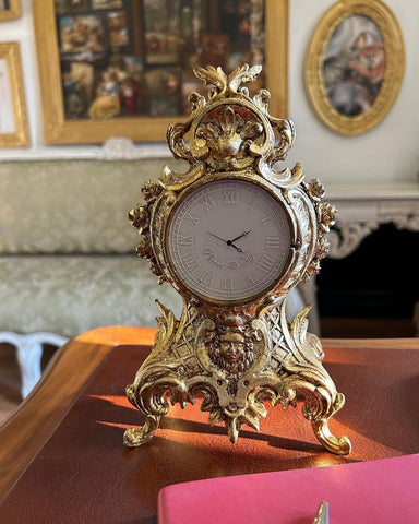 Rococo mantle clock