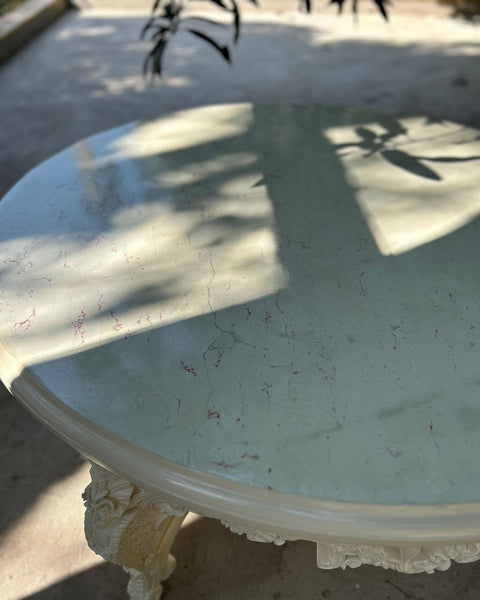 Centre table of Italian baroque features