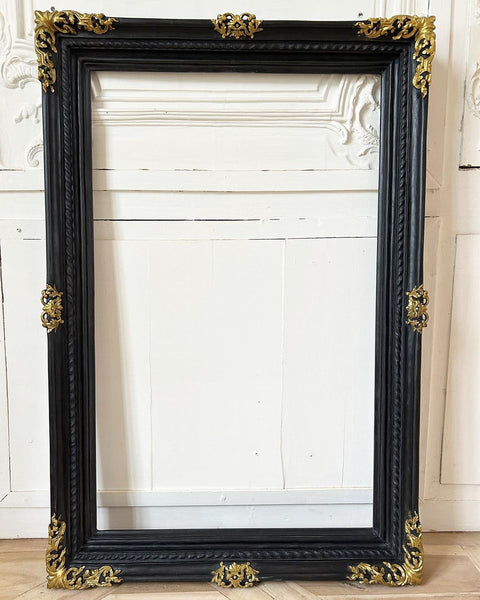 Elegant frame in Louis XV