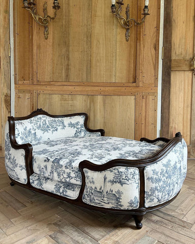 Duchesse pour les quadrupèdes, larger size/ Dog Bed