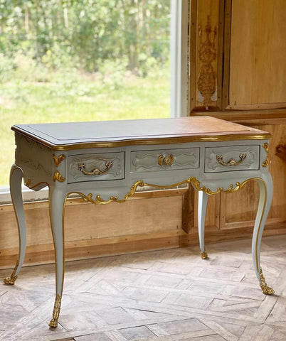 Louis XV desk/ bureau plat