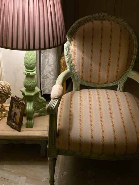Louis XVI fauteuil