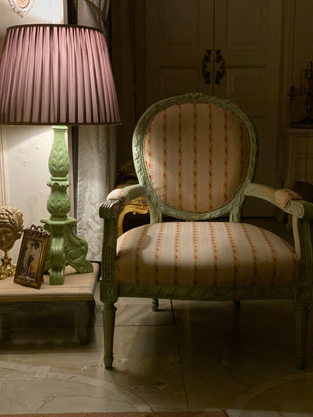 Louis XVI fauteuil
