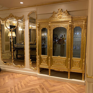 Armoire / storage of the quintessential Louis XVI