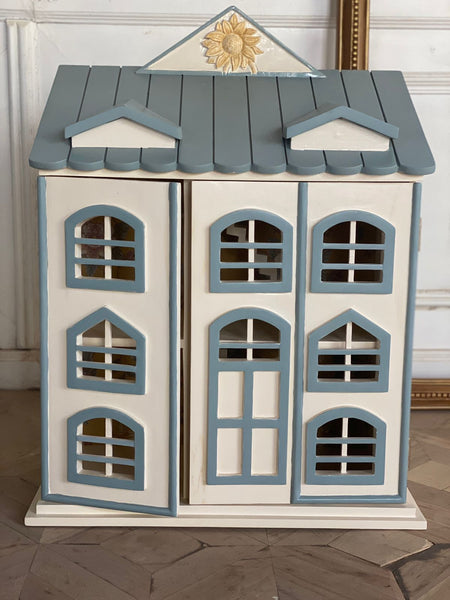 Townhouse dollhouse