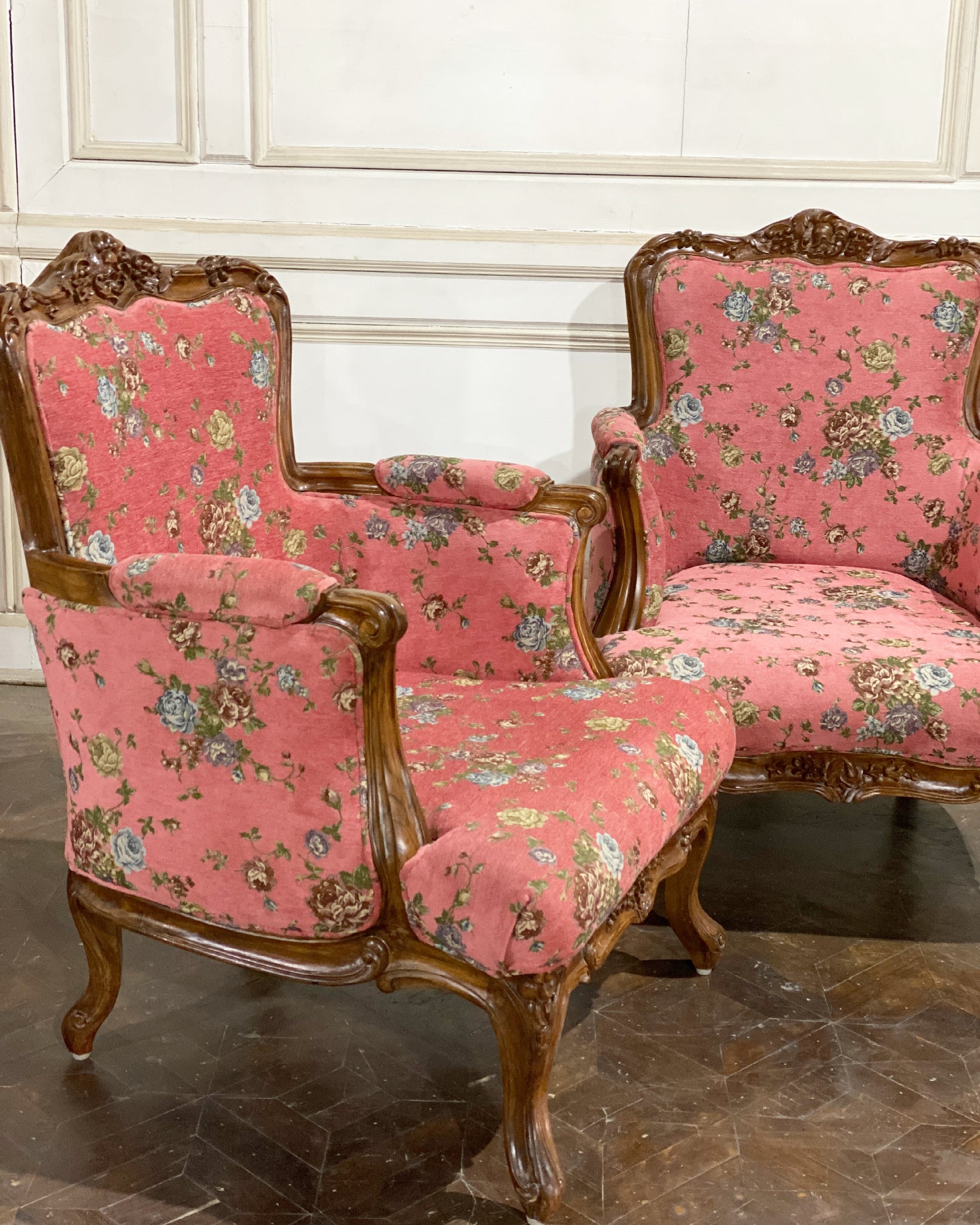 Pair of armchairs with significant Louis XV features