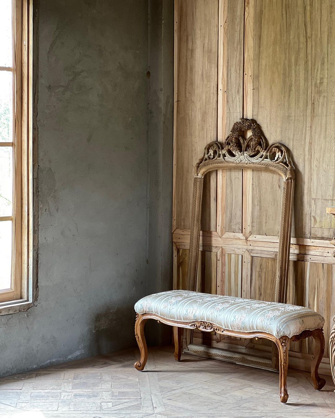 Long Louis XV bench