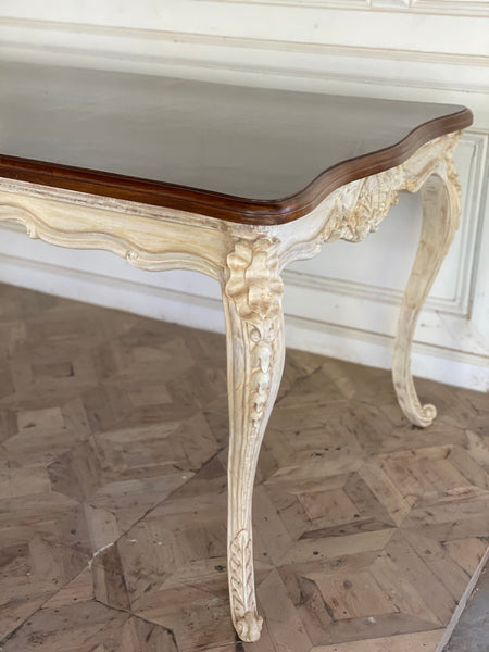 Dining table with unreasonably sleek rococo