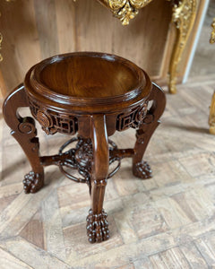 Petite wine stand in chinoiserie