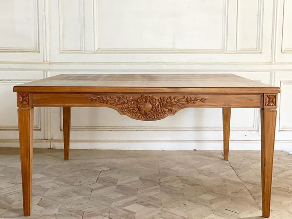 Dining table in Louis XVI style