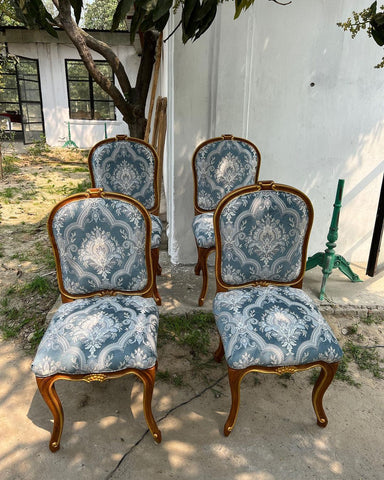 Franglaise chairs of petite proportions