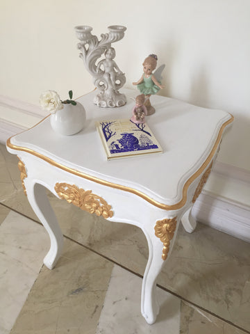Petit Louis XV side tables