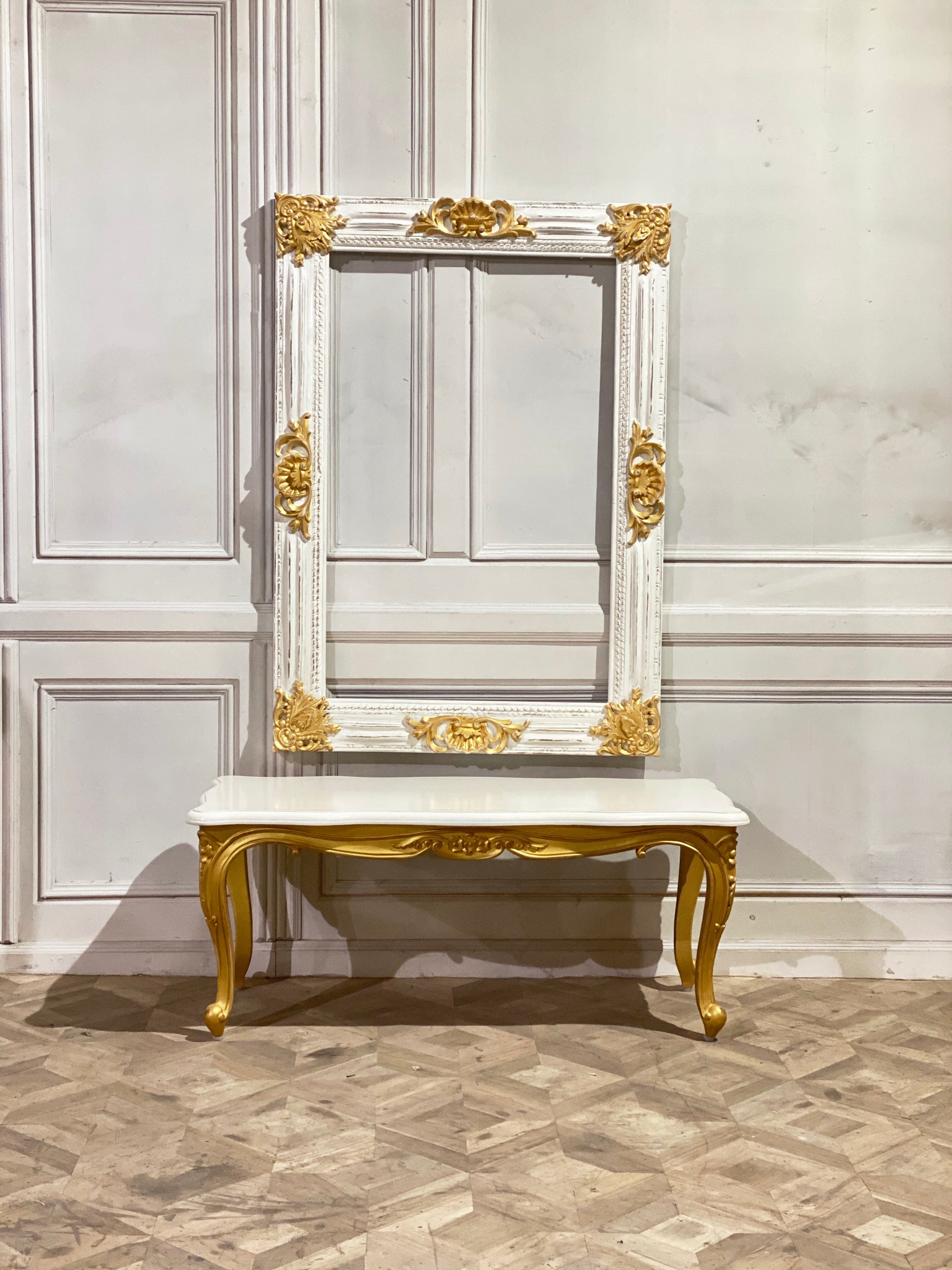 Small Louis XV bench