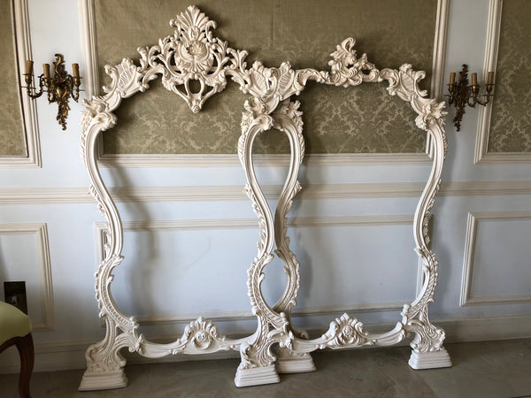 Frame inspired by Italian rococo baroque
