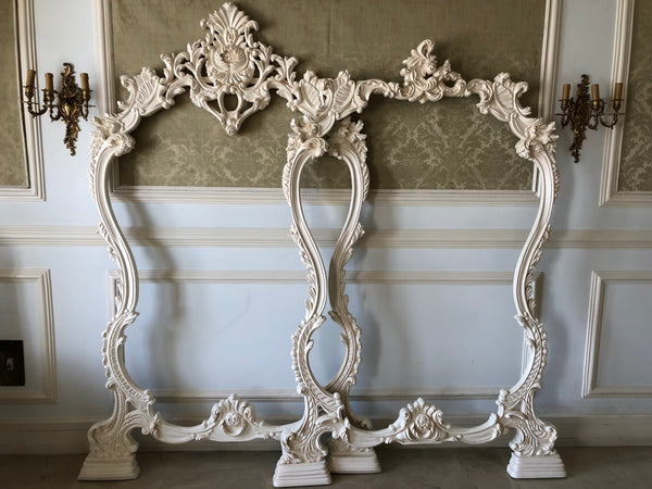 Frame inspired by Italian rococo baroque