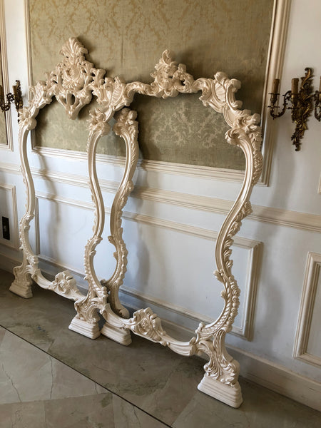 Frame inspired by Italian rococo baroque