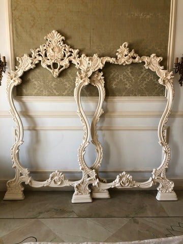 Frame inspired by Italian rococo baroque