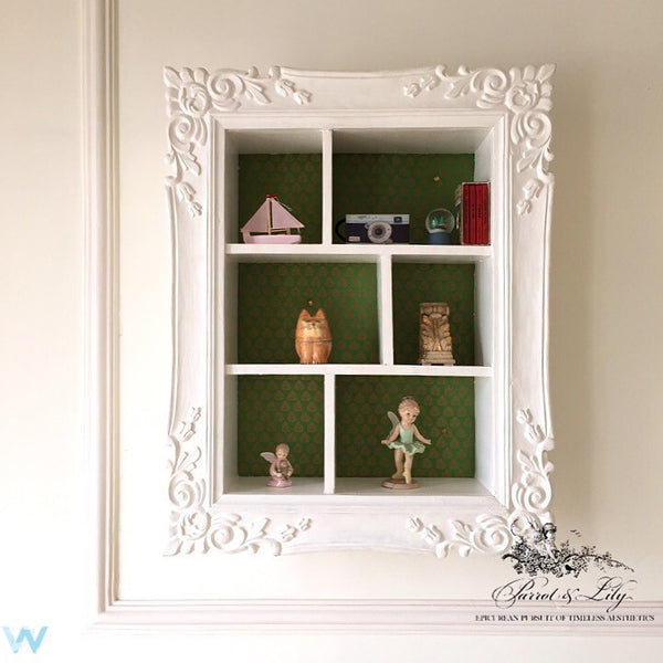Shelf inspired by Louis XV frame