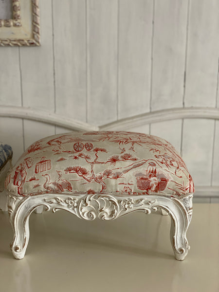 Petite Louis XV footstool