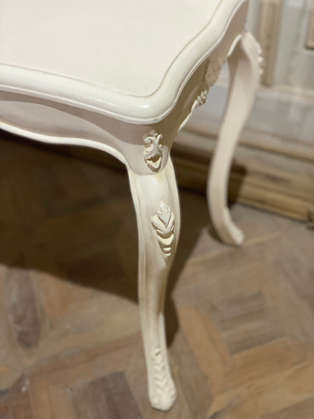 Diminutive Distinguished Desk for the little ones