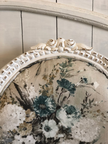 Louis XVI dining chair with roseate carving